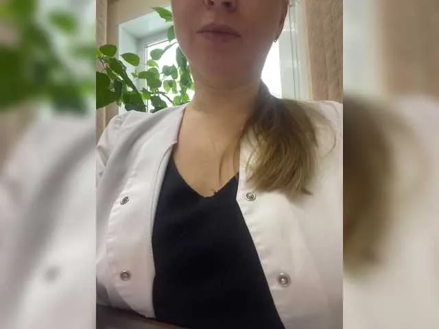 -Jolly- — Beautiful natural tits here! A pearl in a shell is waiting for you in full private!