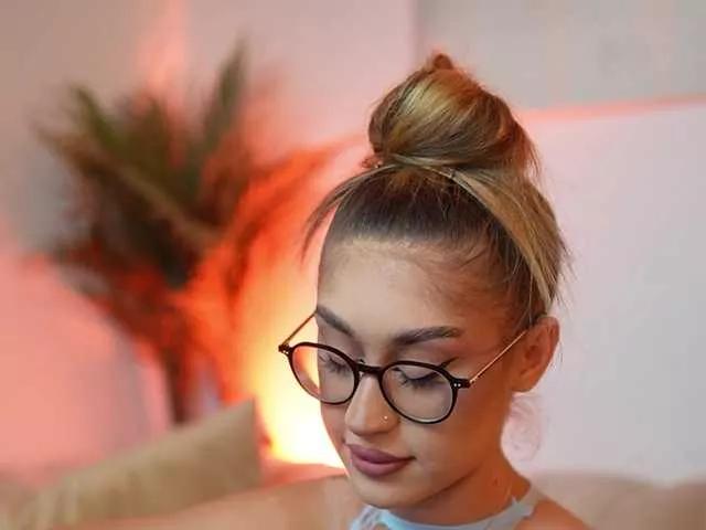 Dirty AileenKiss wants you to fuck her body now AileenKiss from BongaCams