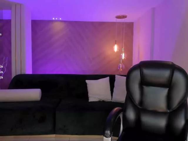 Explore BongaCams's AleCorleone AleCorleone from BongaCams