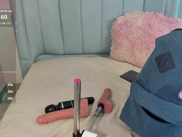 Explore slutty camslut AlexaFoxy18 AlexaFoxy18 from BongaCams