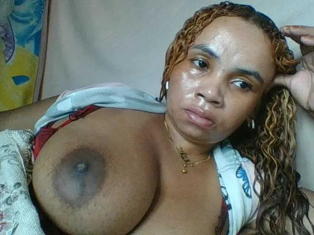 Amanah — Freechat on BongaCams