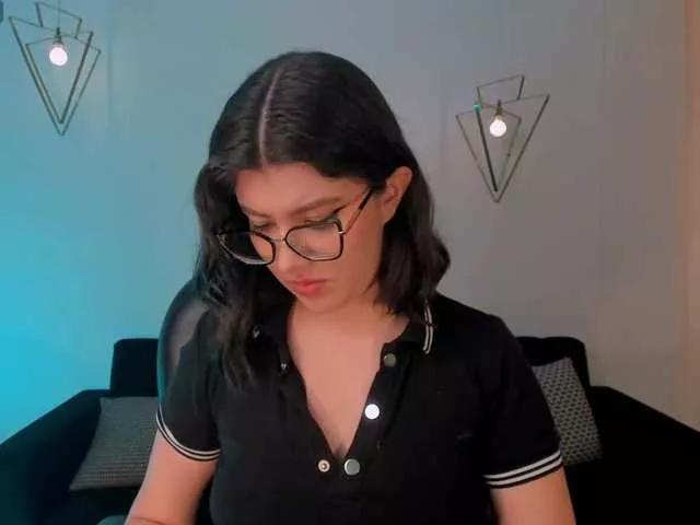 Masturbate to AmberFarrell, she wants to masturbate for you AmberFarrell from BongaCams