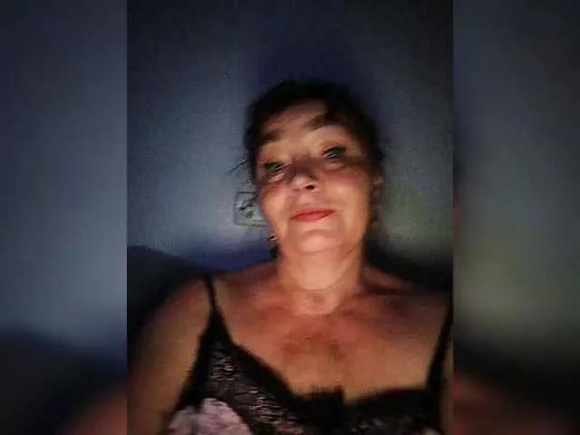 asya18 on BongaCams