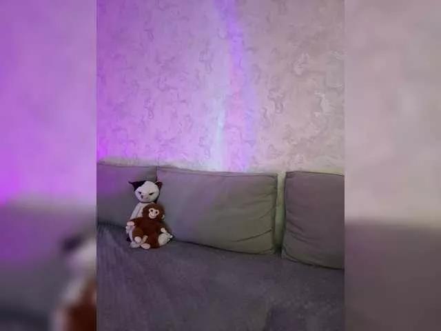 CrazyAleona from BongaCams