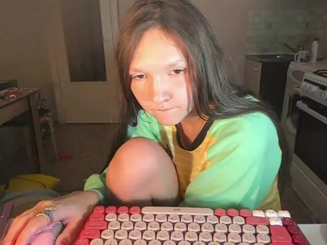 Offline Cute-Lolly on BongaCams