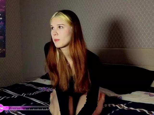 cutie-fox20 from BongaCams