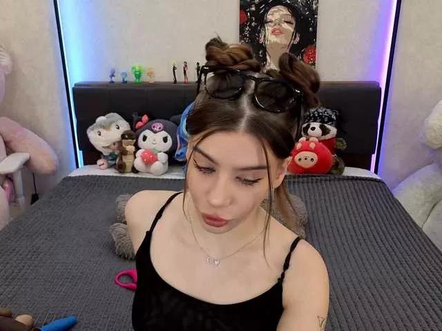 dolly-ll from BongaCams