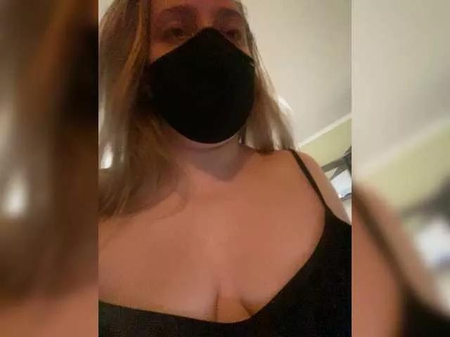 Amazing Donut-red from BongaCams Donut-red from BongaCams