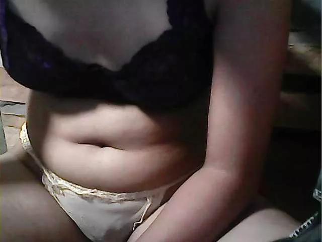 Try Flowerhairypinay, she wants to masturbate for you flowerhairypinay from BongaCams