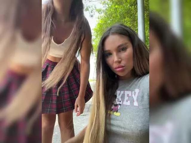 Golden-girls on BongaCams