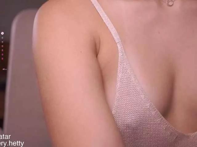 Try naked performer Hetty-satar Hetty-satar from BongaCams