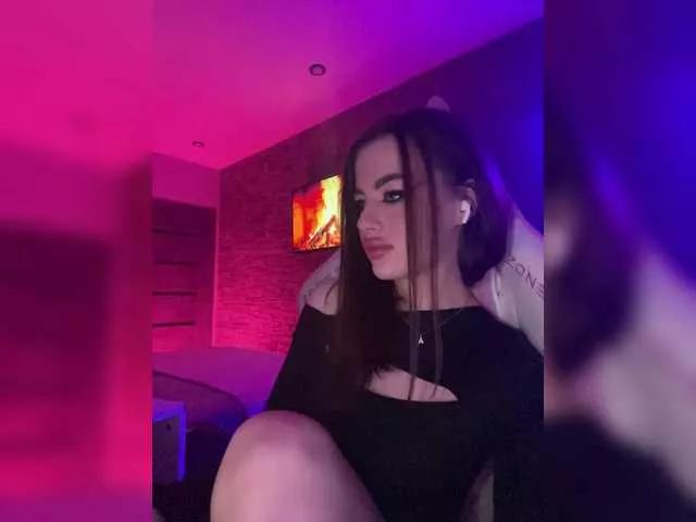 Admire HotGirlEva, she wants to masturbate for you HotGirlEva from BongaCams