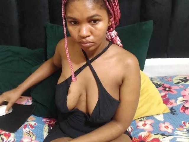 Watch gorgeous camwhore Hotsexyberry21 Hotsexyberry21 from BongaCams