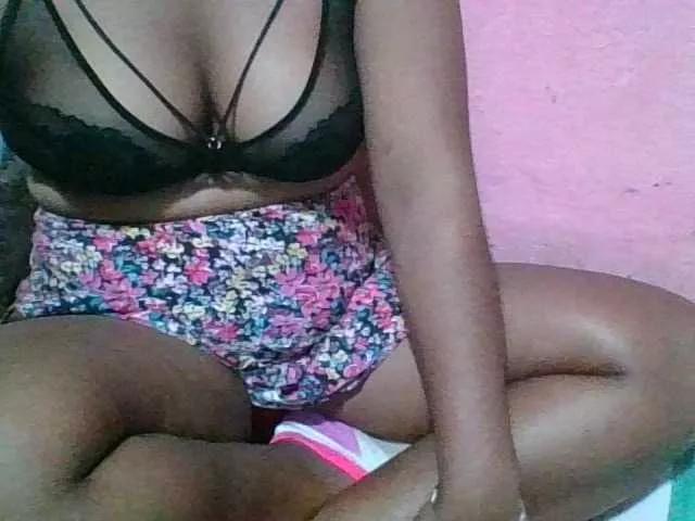 Naked Imanoellah wants you to fuck her body now Imanoellah from BongaCams