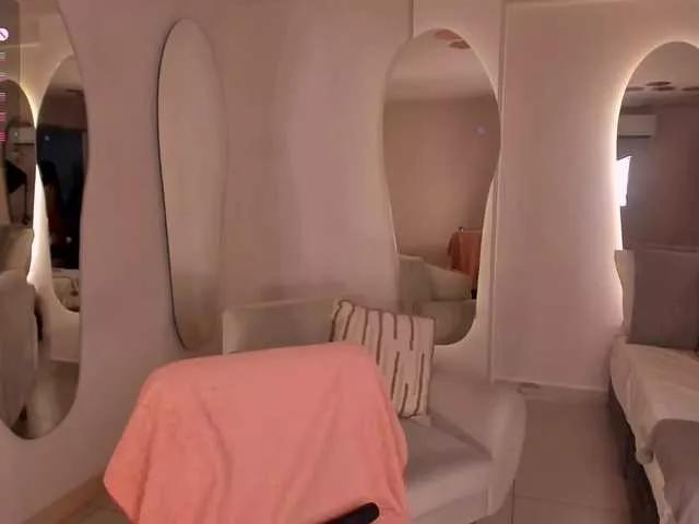 Try IsabelBornner, she wants to masturbate for you IsabelBornner from BongaCams