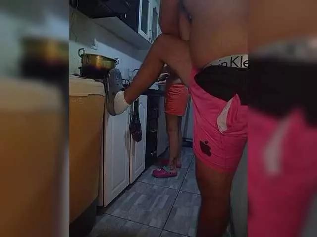 Kingofqueen23 from BongaCams