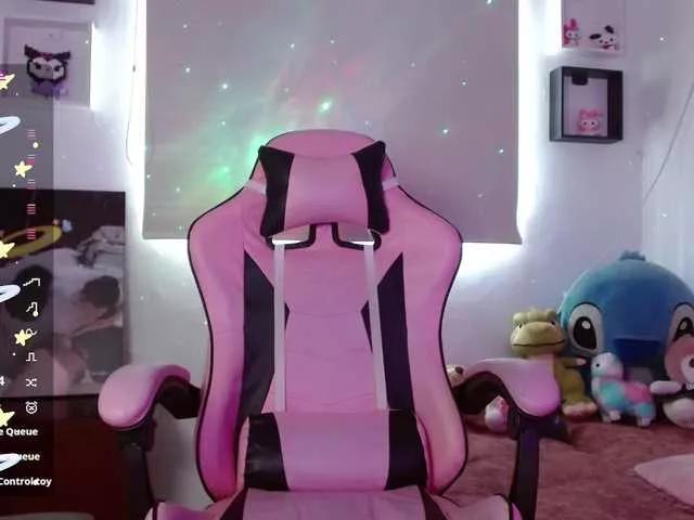 levi-cloud from BongaCams