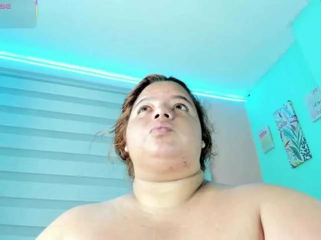 lexxy-bbw from BongaCams