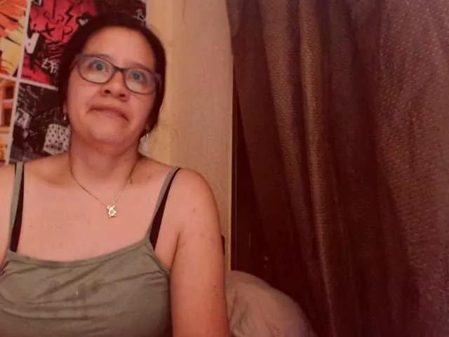 Join 44 years old lucyLUxxx from BongaCams lucyLUxxx from BongaCams