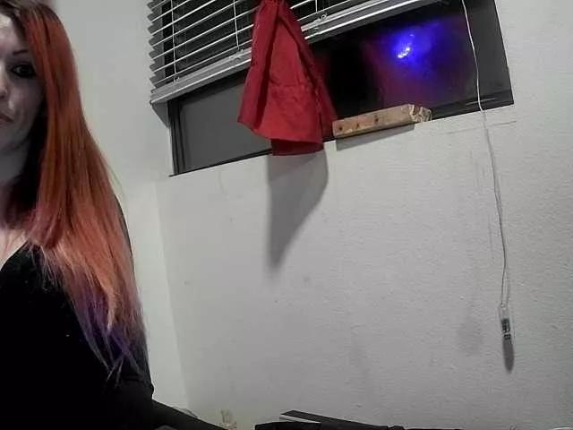 Meowzers7771 on BongaCams 
