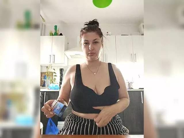 Cute MonicaMilf from BongaCams MonicaMilf from BongaCams