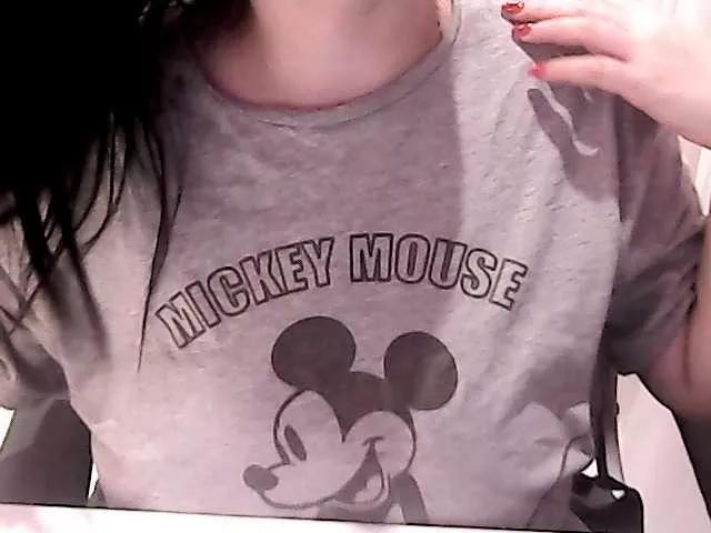 Explore NikaKrasina, she wants to masturbate for you NikaKrasina from BongaCams