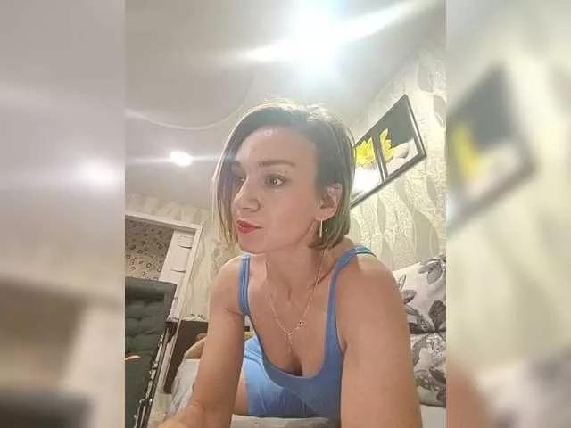 Olia-81 from BongaCams