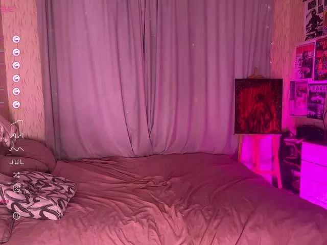 Slutty PinkiRay wants you to fuck her body now PinkiRay from BongaCams