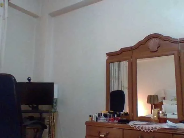 pussylips53 — COME LETS GET MY HOLES DIRTY NO LIMIT........