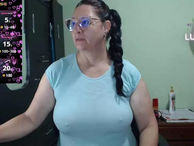 rouseehotglad on BongaCams