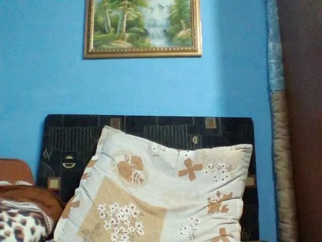 Offline SexyEstelle on BongaCams