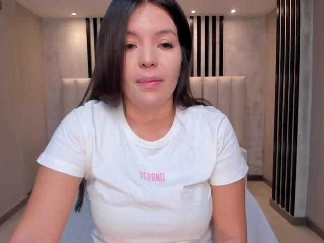 ValeriaRoldan —   I love your cock in my juicy pussy GOAL: Fingering & Blow Job   @remain Tokens IG: @valeriarold4n 