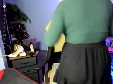 _fantastic_ellie_ — Check out my tip menu and keep me wet 11, 33, 77, 99  #hairypussy #redhead #bigboobs #milf #mommy [5555 tokens remaining]