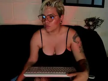 _paradissela — GOAL:  spit my boobs [27 tokens remaining]  **Today we have a date you and me, so I'm waiting for you so we can have some fun **. #latina #anal #milf #lovense #muscle