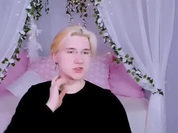 adrian_eliss — GOAL: CUM SHOW IN PUBLIC CHAT [888 tokens remaining] Welcome to my room! #cum #18 #femboy #twink #young