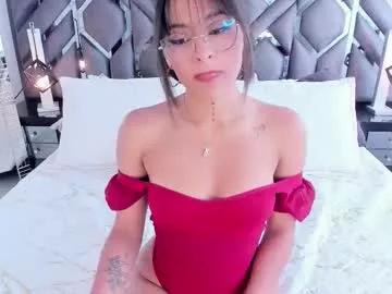 amelli_colette from Chaturbate