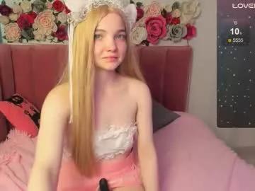 Try hot camslut Animealica animealica from Chaturbate