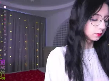 belle_phine — GOAL: suck my fingers [26 tokens remaining] My name is Bea, happy to bring you smiles and joy! #18 #new #shy #skinny #lovense