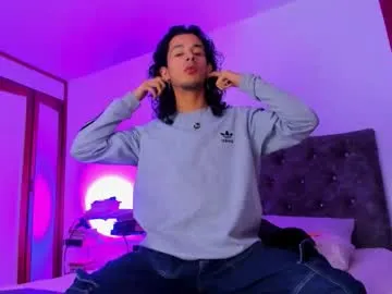 benjamin_fiore — GOAL: oil on my body [79 tokens remaining] Tell me your desires and fetishes, we'll make them come true here  #gay #lush #anal #bigcock #skinny