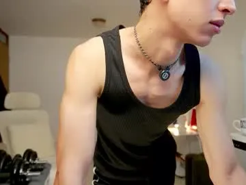 boream_ — GOAL: Twerk  [14 tokens remaining] let's exploit #twink #muscle #18 #anal #fuckmachine