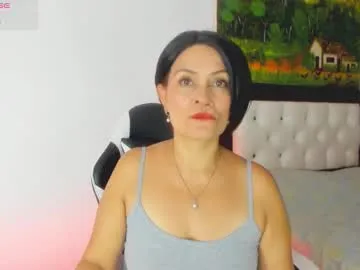 carolinnefiotti —  Double penetration fantasy  [815 tokens left]