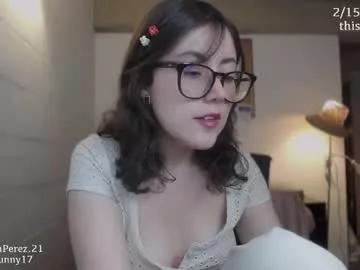 cherrybunny21 from Chaturbate