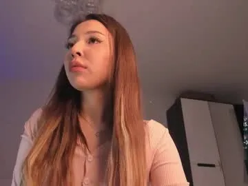 devaivy — ('')(`) - Goal: ride dildo [555 tokens left] #asian #new #teen #squirt #lovense