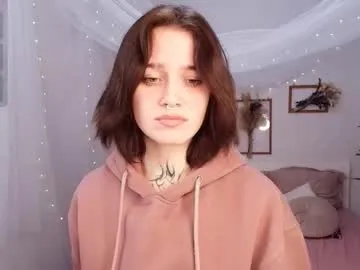 elastikiss — let's see how I bend my back?  #c2c  #nonude #femdom #cute #german [8 tokens remaining]