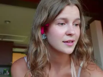 eli_sun from Chaturbate