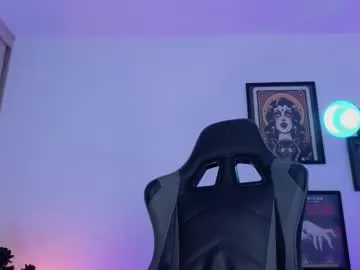 evasavage — Craving pleasure & control... Ready to serve - Goal: Spank session [1000 tokens left] #slave #bdsm #latex #goth #anal