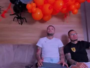 Hot Heteros_men wants you to fuck his body now heteros_men from Chaturbate