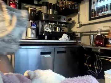 ivydollxoxo from Chaturbate