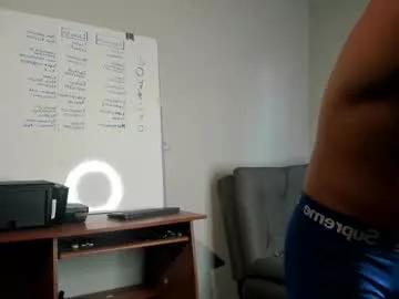 Try Jamesgolden_, he wants to masturbate for you jamesgolden_ from Chaturbate