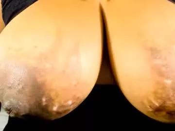 jan_milkhot from Chaturbate